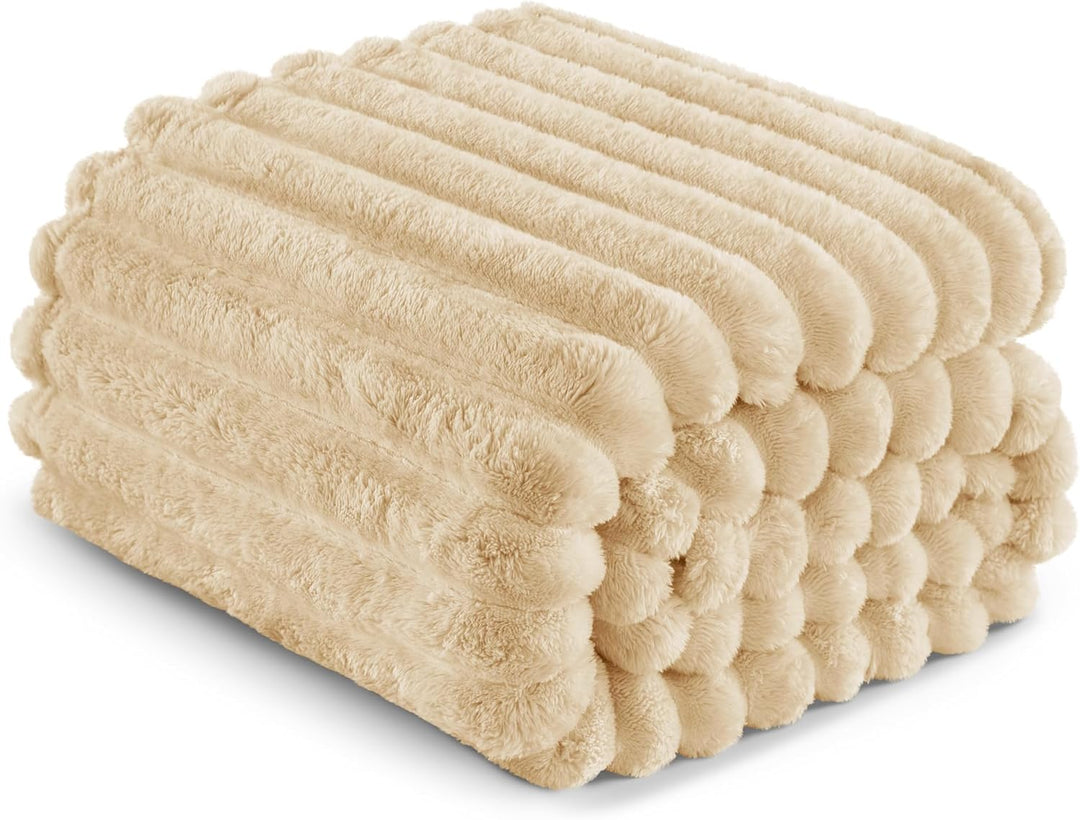 Super Soft Fleece Throw Blanket