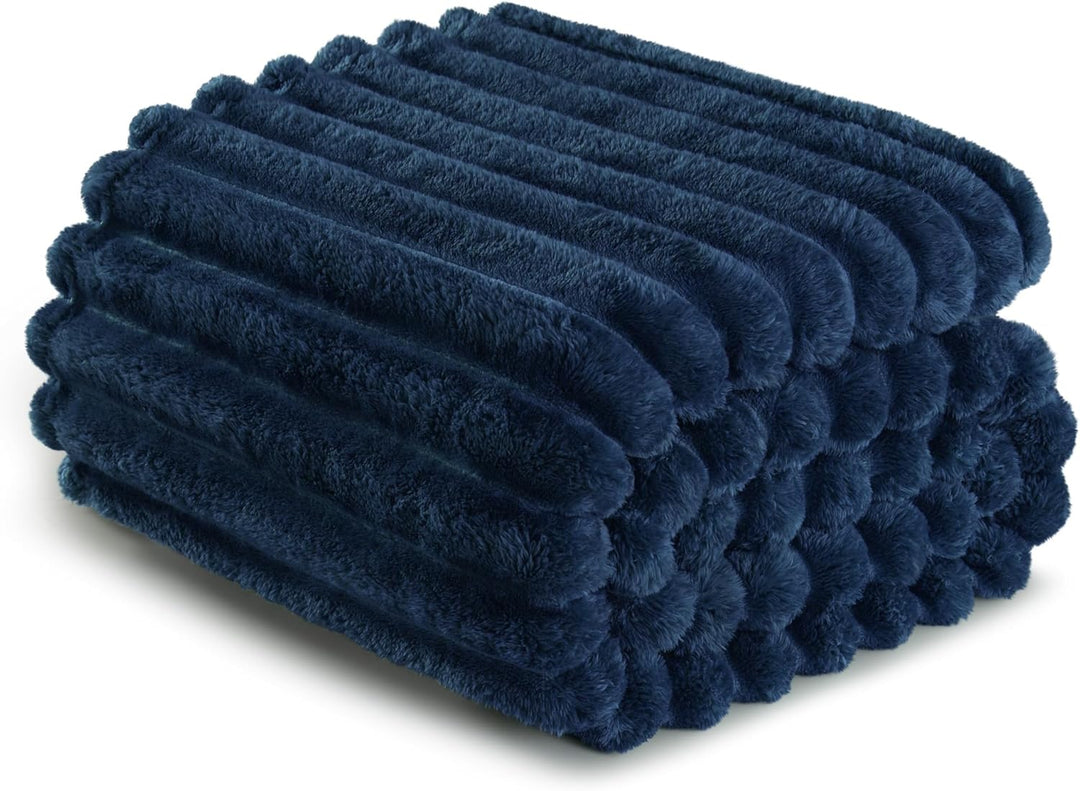 Super Soft Fleece Throw Blanket